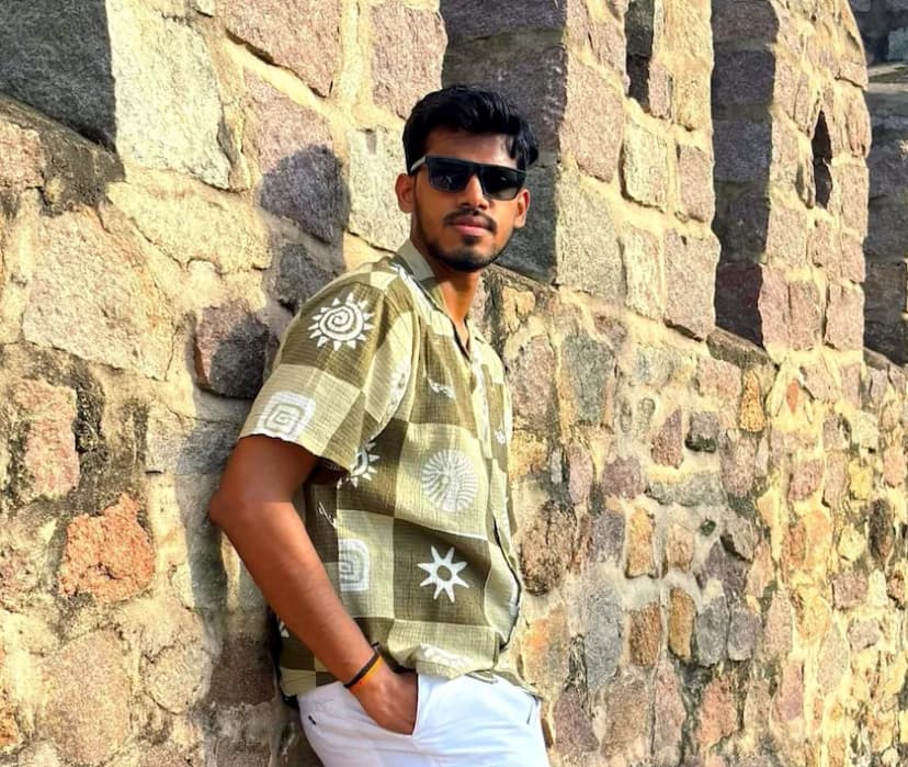 Mr. Abhishek Maurya - Founder and Lead Instructor at Humara Vidyalaya